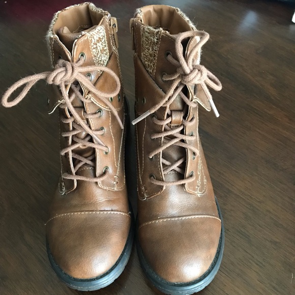 Steve Madden boots - Picture 2 of 7